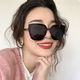 Fashionable Cat Eye Sunglasses
